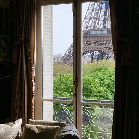 Appartamento Tour Eiffel Luxury *