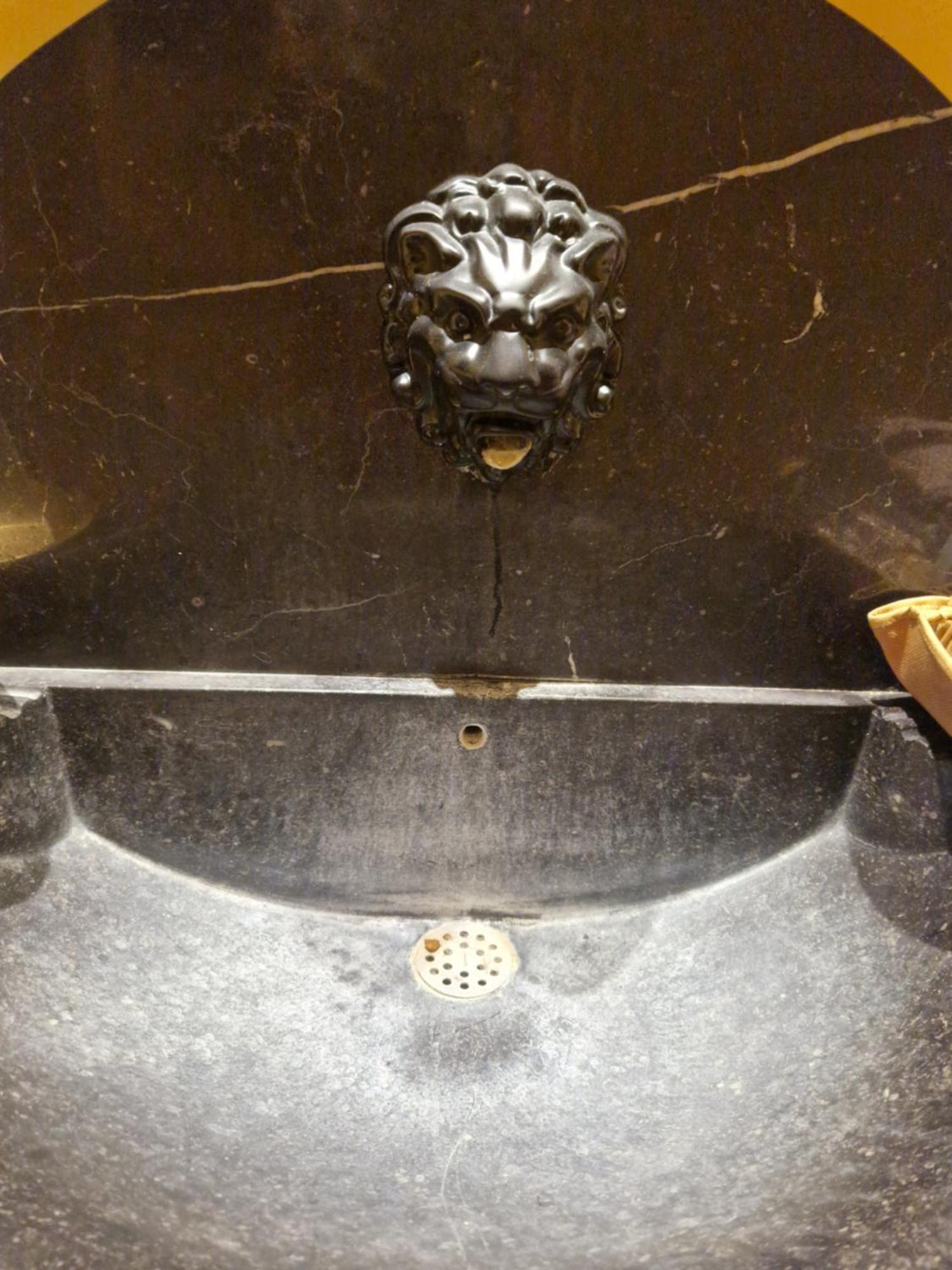 Tour Eiffel Luxury Apartment *